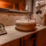 Zeus Cave Bed & Breakfast