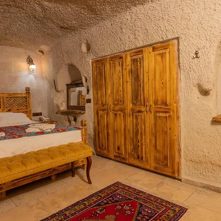 Zeus Cave غوريمِيه
