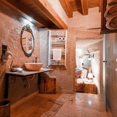 Zeus Cave Bed & Breakfast 4*