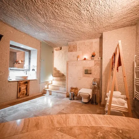فندق مبيت وإفطار Zeus Cave 4*