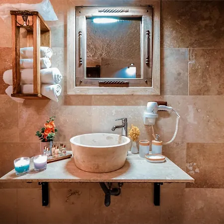 Zeus Cave فندق مبيت وإفطار غوريمِيه