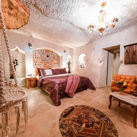 Zeus Cave ベッド・アンド・ブレックファスト ギョレメ