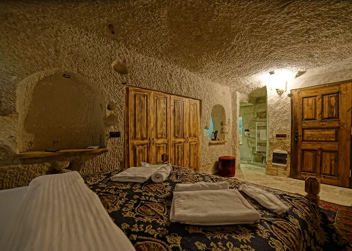 Zeus Cave Bed & Breakfast 4*